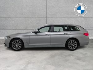 BMW 5-Series 520d SE Touring - Image 4