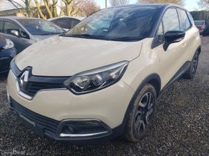 2015 Renault capture  automatic - Image 2