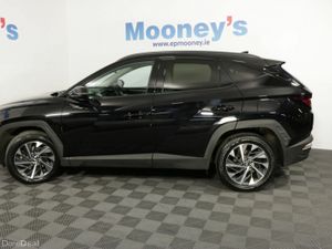 Hyundai Tucson EXECUTIVE 1.6L DIESEL SUV - Image 4