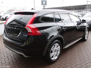 2.0D4 180BHP  CROSS COUNTRY EDITION 5DR ESTATE AUT - Image 4