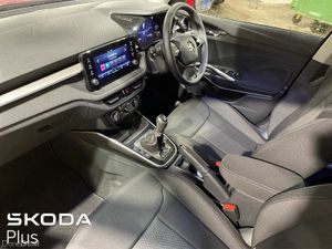 Skoda Fabia Selection 1.0MPI 80bhp *Extras Fitted* - Image 4