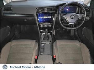 Volkswagen Golf R-Line 1.6 TDI 5DR 115BHP - Image 2
