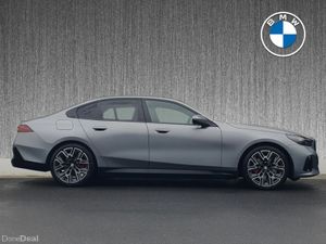 BMW 5-Series 530e M Sport Pro Saloon - Image 3