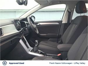 Volkswagen T-Roc EDITION 75 1.0TSI M6F 116HP *PURE - Image 4
