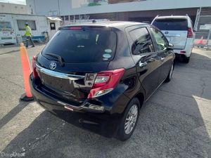 2016 Toyota Yaris Vitz 1.3 Automatic - Image 3