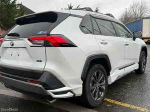 Toyota Rav4 2023 - Image 4