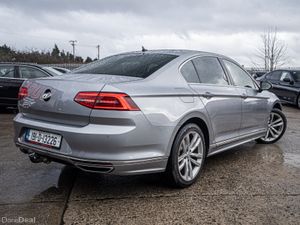 2019 Passat 2.0d Auto HIGHLINE/High spec/1yr warra - Image 2