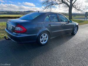 Mercedes-Benz E-Class 2009 Trade sale - Image 3