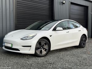 212 Tesla Model 3 Long Range - Image 3