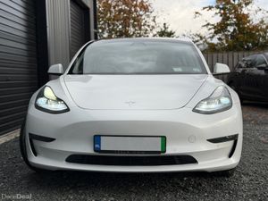 212 Tesla Model 3 Long Range - Image 2