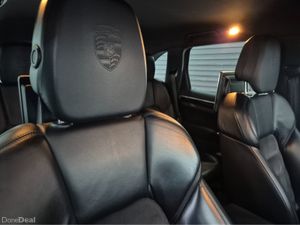 Porsche Cayenne PLATINUM SUPERCHARGED PHEV 416BHP - Image 3