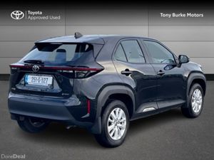 Toyota Yaris Cross - Save EUR 3,100 - Luna - 1.5 H - Image 2