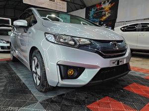 2014 - Honda Fit Self charging 1.5 Petrol Hybrid - Image 2