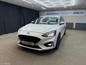 Ford Focus 1.5 St-line X 120PS 5DR - Image 4