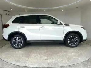 Suzuki Vitara 1.4 Boosterjet 48V Hybrid SZ5 5dr - Image 4