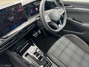 Volkswagen Golf GTE 1.5TSI PHEV 177HP DSG - Image 3