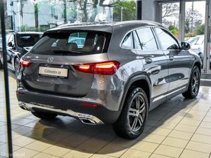 Mercedes-Benz GLA 180d Progressive New 261 - Image 3