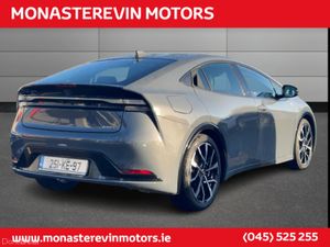 Toyota Prius PLUG-IN HYBRID - Image 3