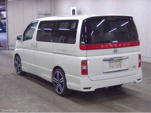 Nissan elgrand 2.5l highway star - Image 2
