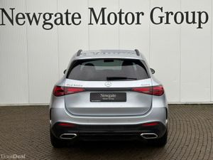 Mercedes-Benz GLC GLC 300 E 4MATIC URBAN EDITION - Image 4