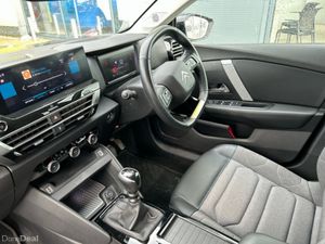 Citroen C4 FLAIR PURETECH 130 SS 4DR - Image 3