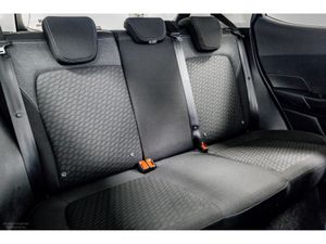 Ford Fiesta Titanium 1.0 Petrol 100HP - Image 4