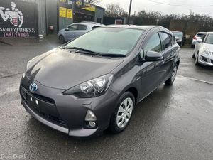 2014 TOYOTA AQUA AUTOMATIC PUSH START G PACKAGE - Image 2