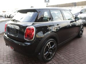2019 MINI COOPER - Image 4