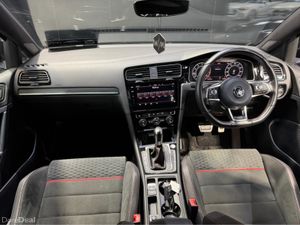 Volkswagen Golf GTI PERFORMANCE 2.0TSI DSG 245BHP - Image 4