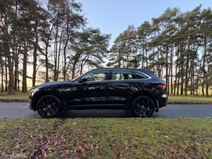 Jaguar F-Pace  Chequered 180BHP Diesel - Image 4
