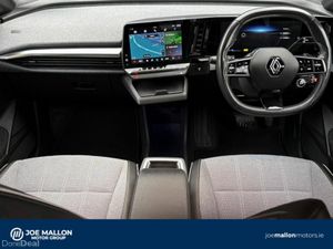 Renault Megane E-Tech EV60 220hp Techno - Image 4