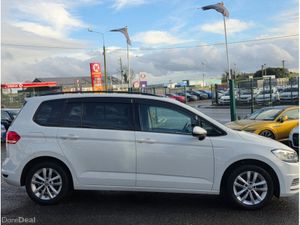 Volkswagen Touran ( 162 REG ) 1.4 TSI 7 SEATER CAR - Image 3