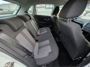 Volkswagen Polo ( 162 REG ) 1.2 TSI HIGHLINE ALL S - Image 4