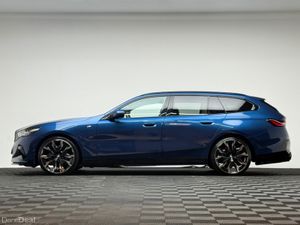 BMW 5-Series 530E M SPORT *PAN ROOF* - Image 4