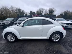 142 Volkswagen Beetle 1.2 Revese  Camera - Image 4