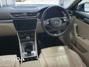 Skoda Superb Superb Style - 2 Two Year Warranty (F - Image 2