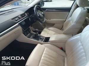 Skoda Superb Superb Style - 2 Two Year Warranty (F - Image 4