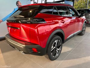 Peugeot 2008 Allure Hybrid - Image 3