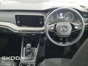 Skoda Octavia OCTAVIA AMB 1.0TSI 110HP - Image 4