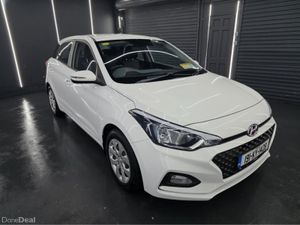 Hyundai i20 ACTIVE 5DR - Image 3