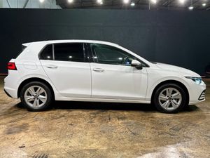 Volkswagen Golf 1.0 STANDARD - ETSI ACTIVE - FACTO - Image 3