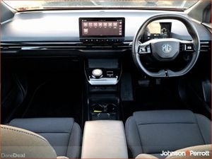 MG MG4 LONG RANGE LIKE NEW CONDITION - Image 4