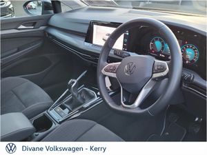 Volkswagen Golf STYLE 2.0 TDI 115 BHP - Image 3