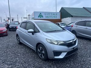 Honda Fit 1.5 Auto Hybrid - Image 2