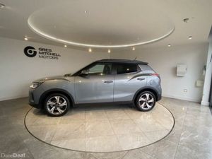SsangYong Tivoli 1.5P Ultimate 5dr - Image 4