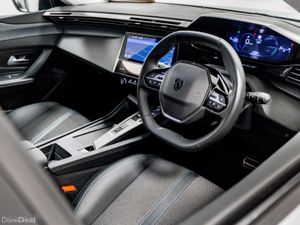 Peugeot 308 E-Allure 54kWh Auto 156HP - Image 2