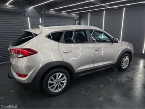 Hyundai Tucson EXECUTIVE 5DR - Image 4