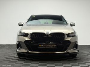 BMW 5-Series 530E M SPORT - Image 2