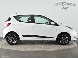 Hyundai i10 1.0 Deluxe Auto - Image 2