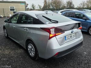 Toyota Prius 2022 Low Miles - Image 2